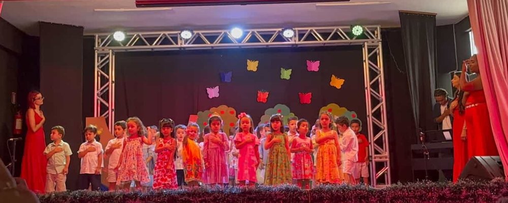 SARAU: O ENCANTO DE CRESCER MATERNAL III E 1º PERÍODO