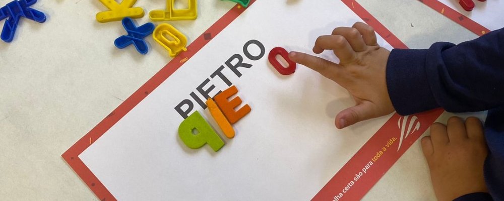 REPLICANDO O NOME COM LETRINHAS MÓVEIS MATERNAL III