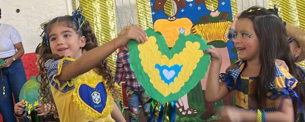 DO CAMPO PARA O ARRAIÁ: O BRASIL É FESTA!