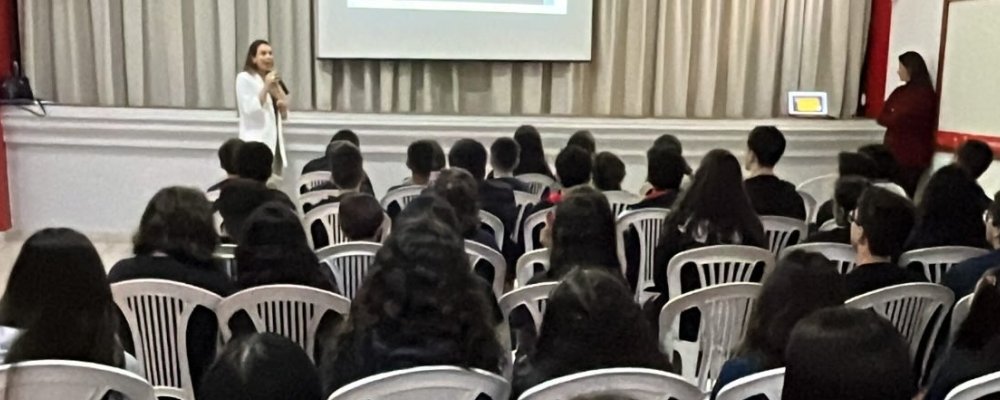 BATE-PAPO SOBRE BULLYING PROMOVE REFLEXÃO E CONSCIENTIZAÇÃO